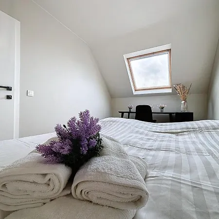 Maison Au'gust -