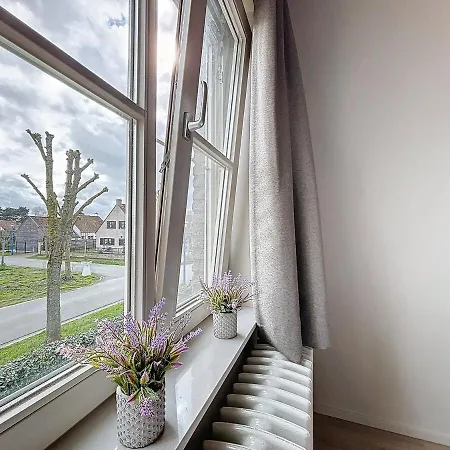 Maison Au'gust - *